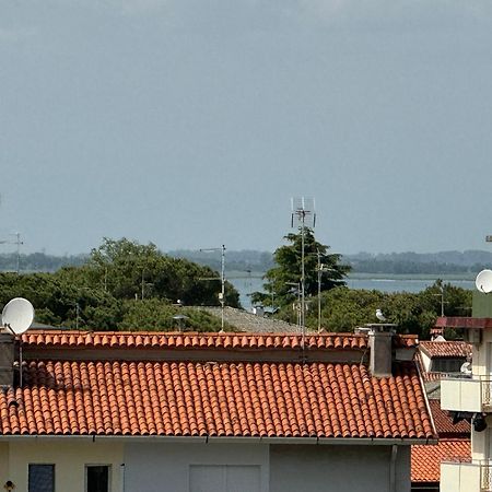 Appartement Ca' Vittoria à Lignano Sabbiadoro Extérieur photo